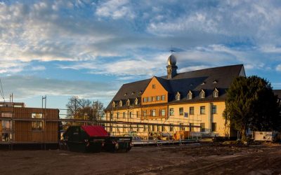 Holzbau für Collegium Academicum hat begonnen