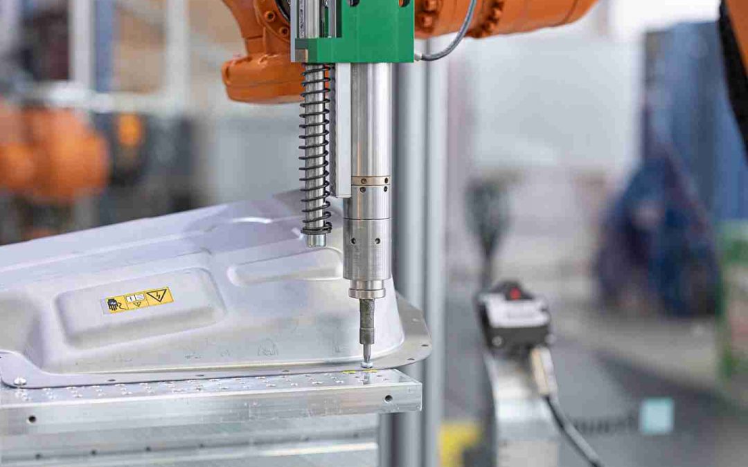 Roboter recycelt Batterien